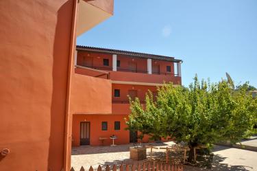 Apartment - Garden View